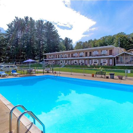 Half Moon Motel & Cottages Weirs Beach Εξωτερικό φωτογραφία