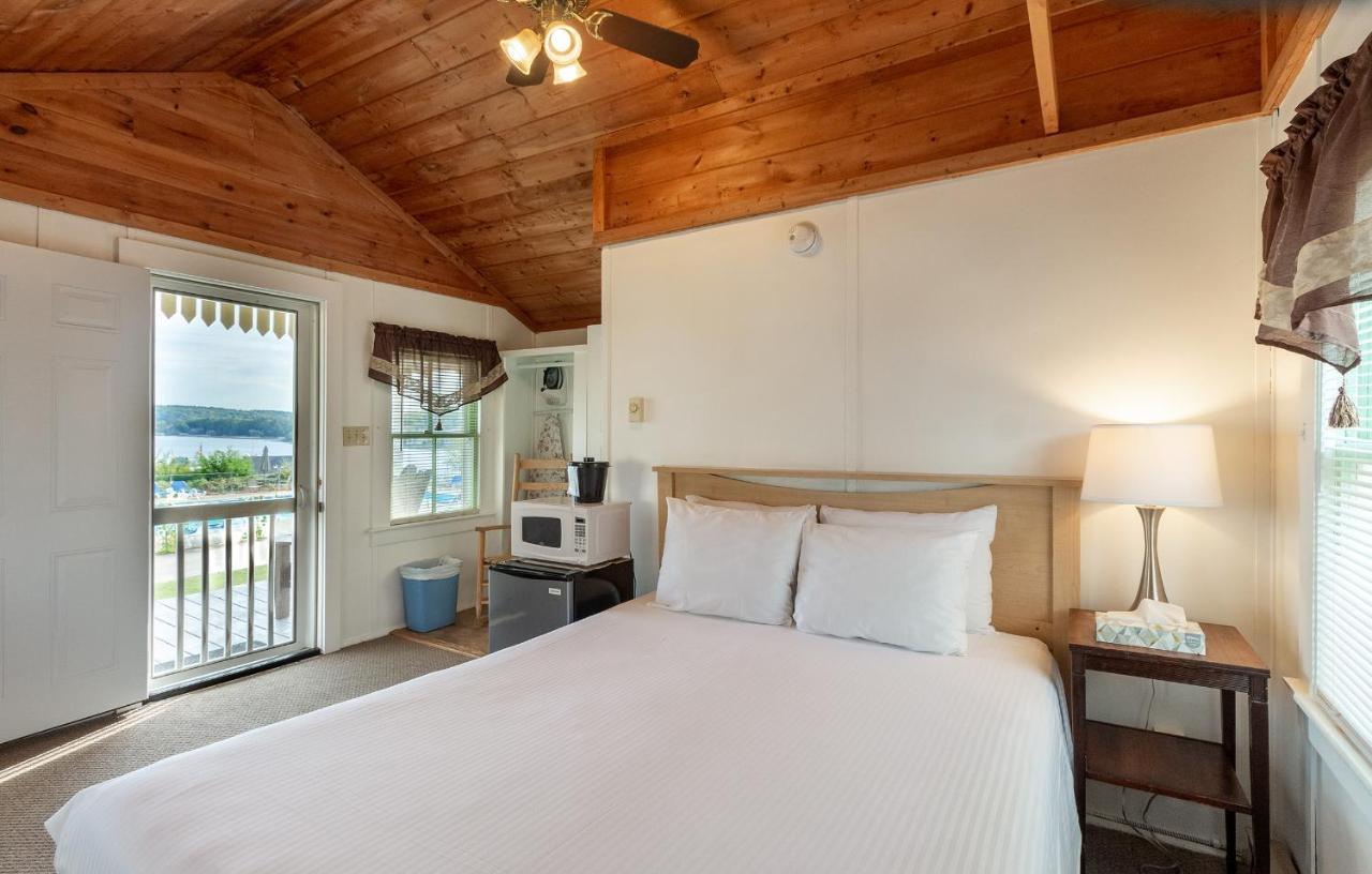 Half Moon Motel & Cottages Weirs Beach Εξωτερικό φωτογραφία
