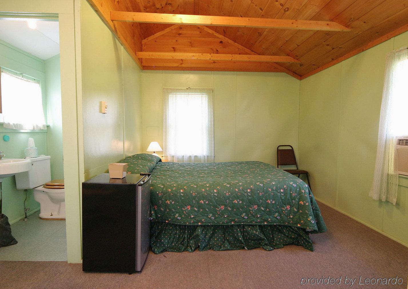 Half Moon Motel & Cottages Weirs Beach Δωμάτιο φωτογραφία