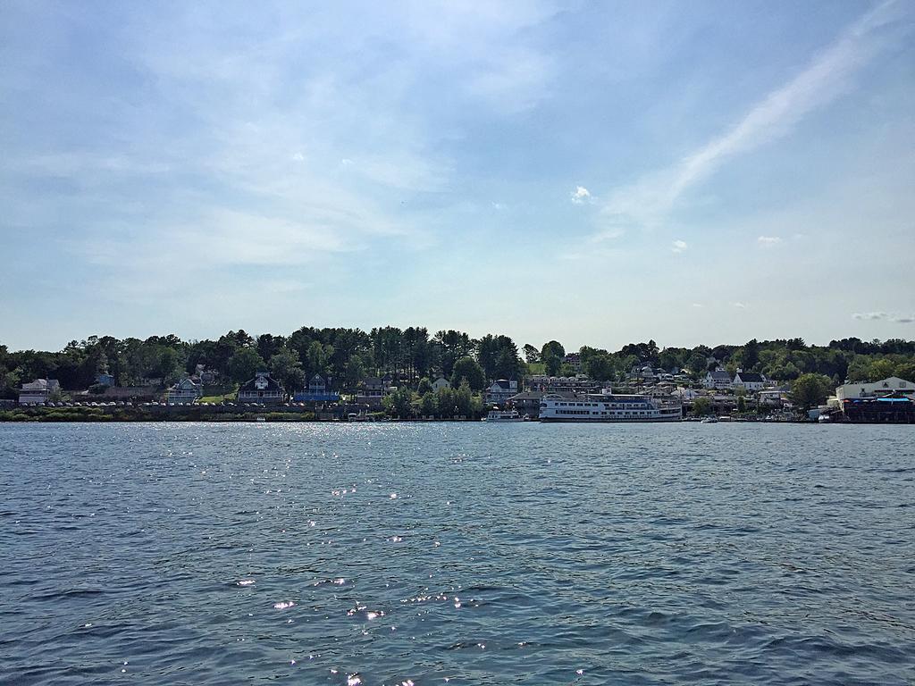 Half Moon Motel & Cottages Weirs Beach Εξωτερικό φωτογραφία