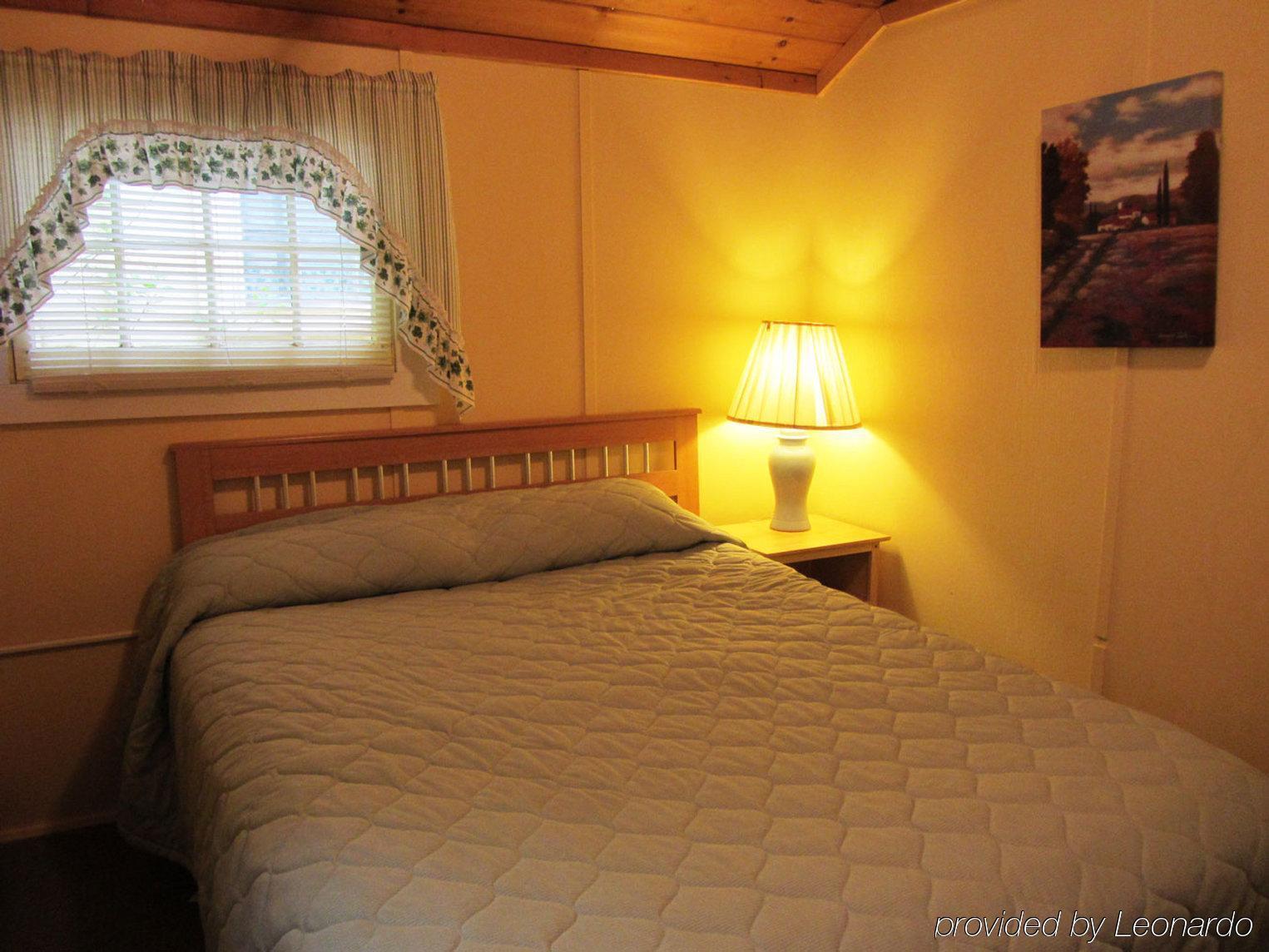 Half Moon Motel & Cottages Weirs Beach Εξωτερικό φωτογραφία
