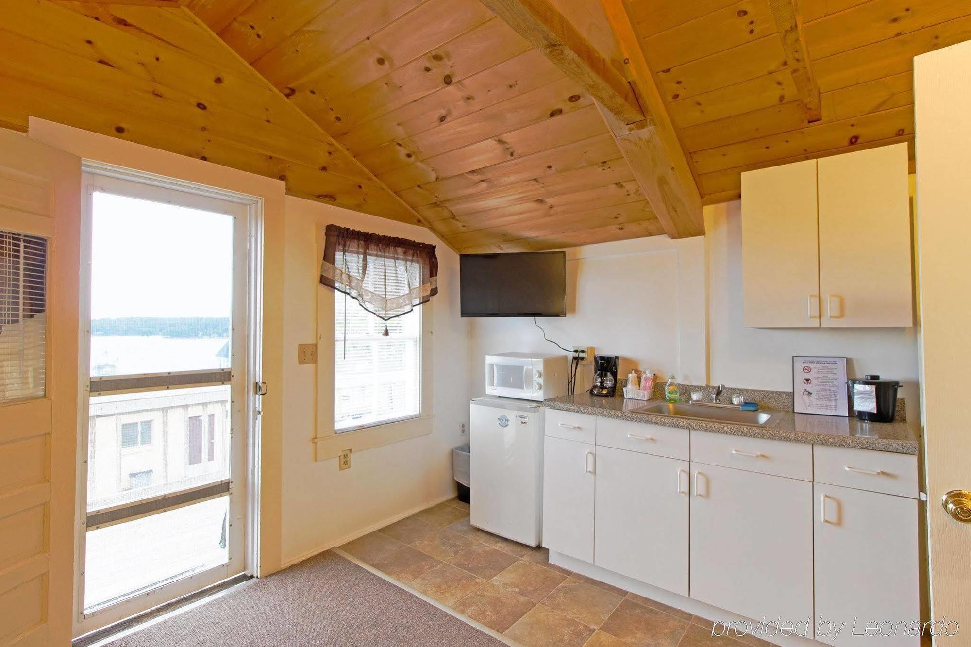 Half Moon Motel & Cottages Weirs Beach Εξωτερικό φωτογραφία
