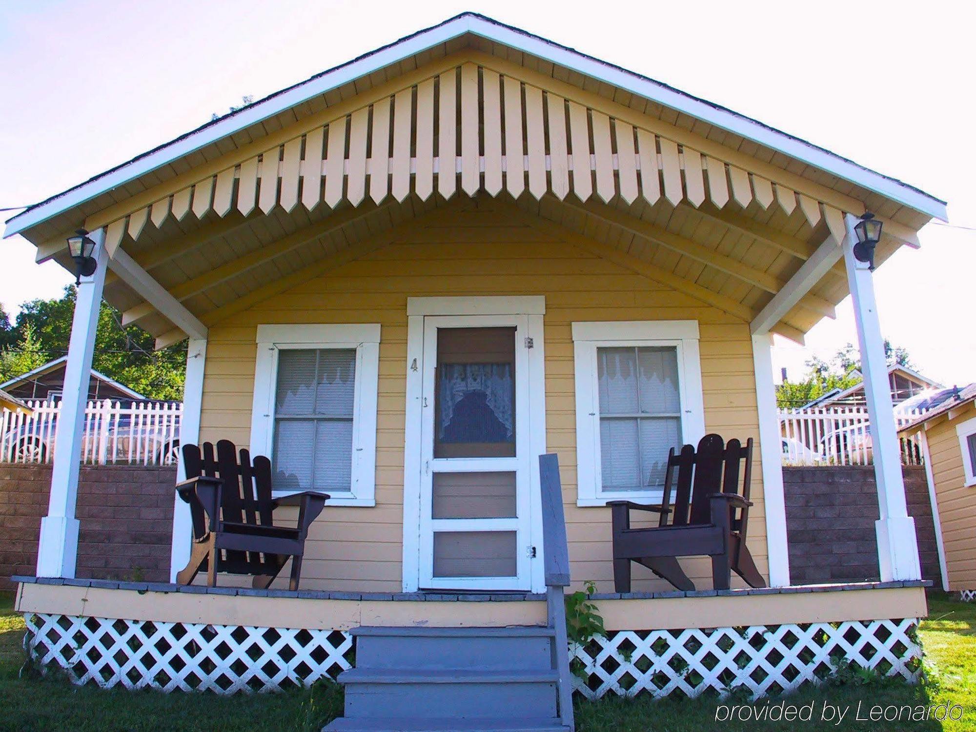 Half Moon Motel & Cottages Weirs Beach Εξωτερικό φωτογραφία